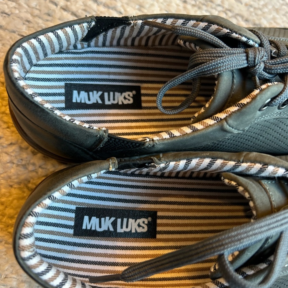 MUK LUKS Men’s Brodi Lace-Up Leather Sneakers - Picture 9 of 12